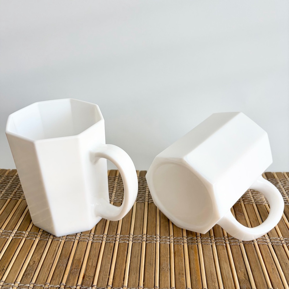 Vintage | Set of 2 Arcoroc Octime White Octagon Coffee Tea Mug